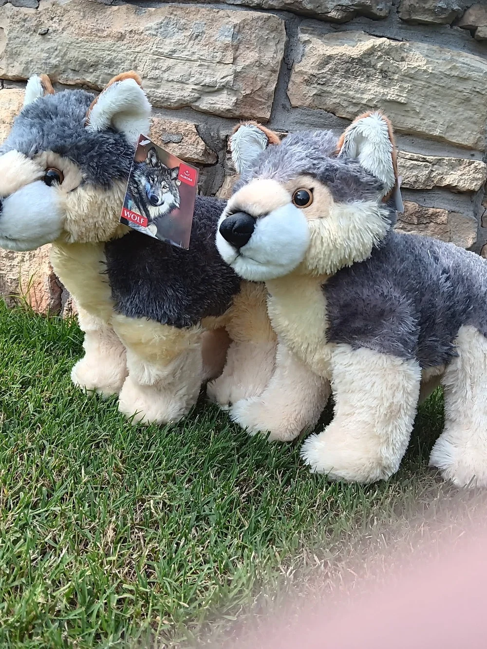 NWT! Aurora Plush Timber Wolves, Wolf